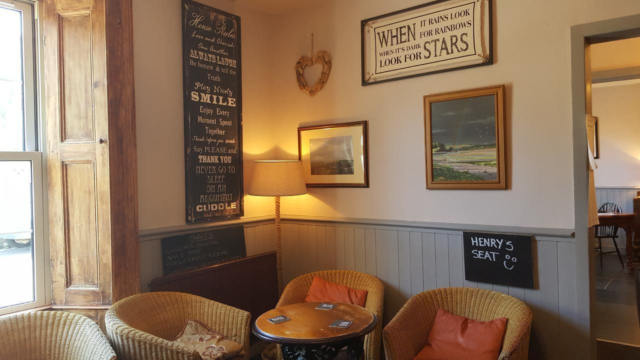 The Ship Inn Bardsea Exteriör bild
